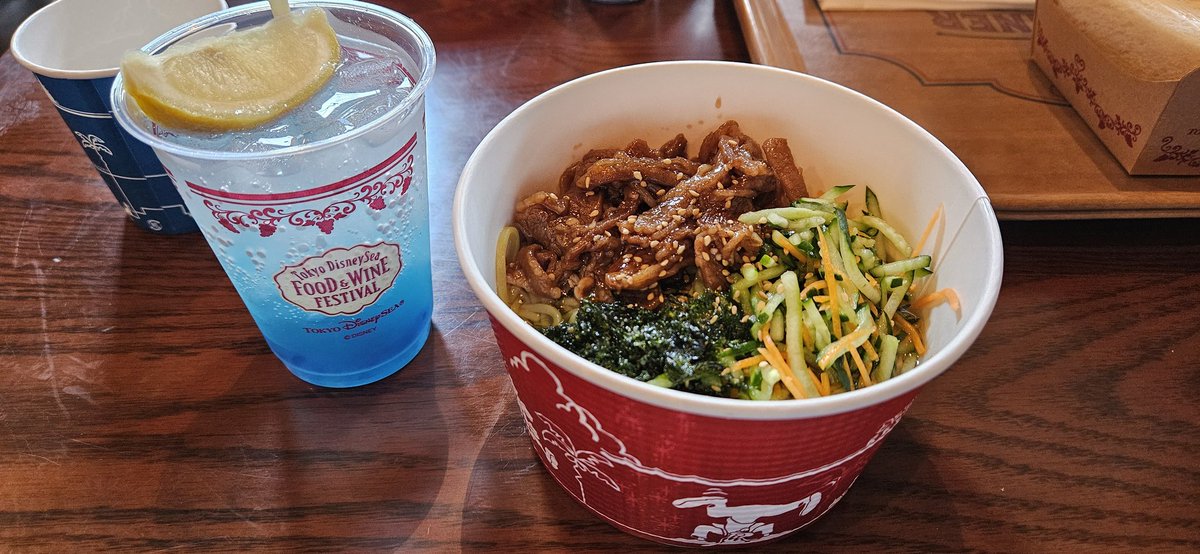 Anne29080409's tweet photo. ドックの冷やし麺美味しすぎてリピ確💕 https://t.co/vzN3NL9RWO