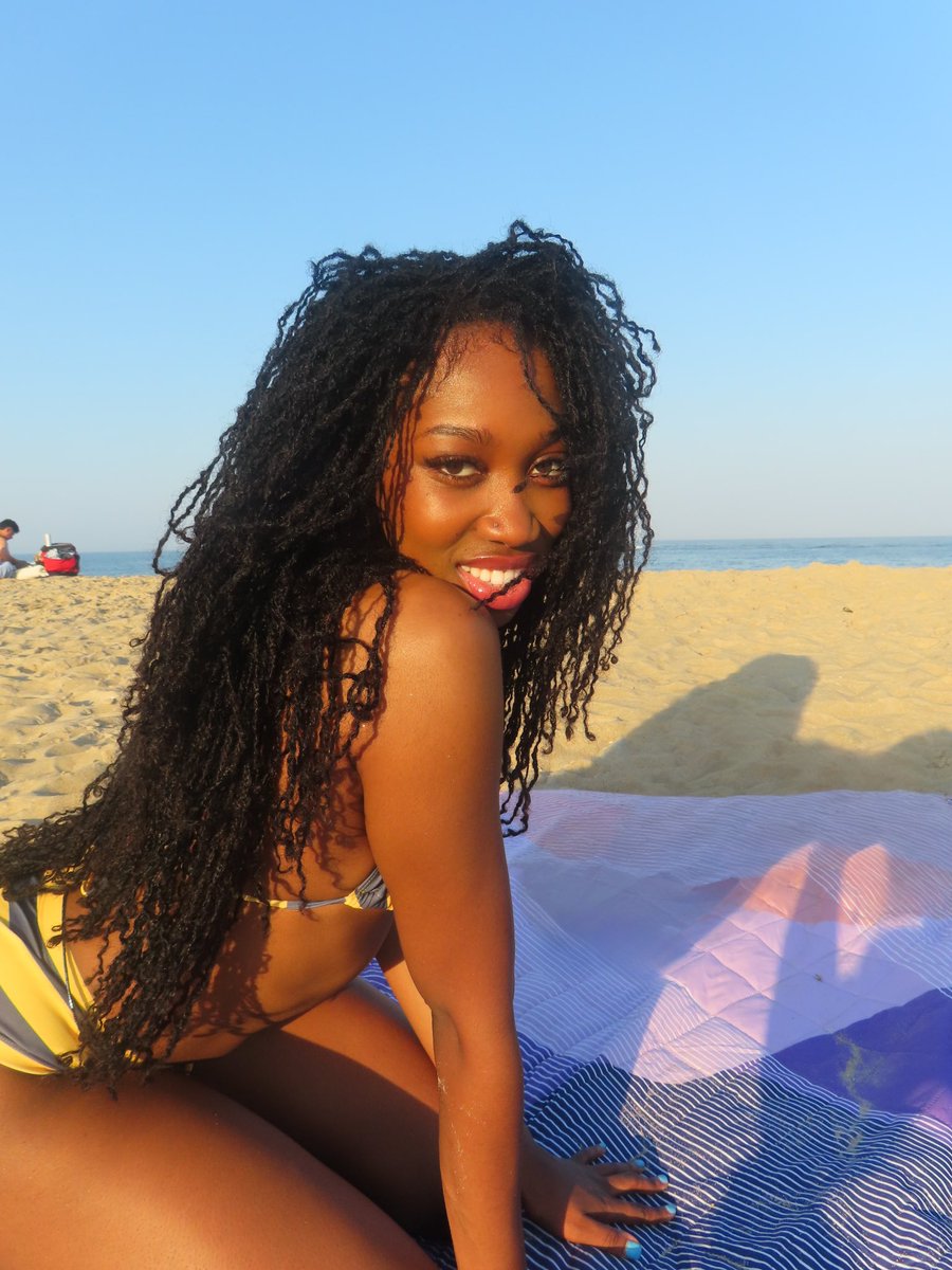 eaiija's tweet photo. I’m happier here. https://t.co/chdc4aP3P9