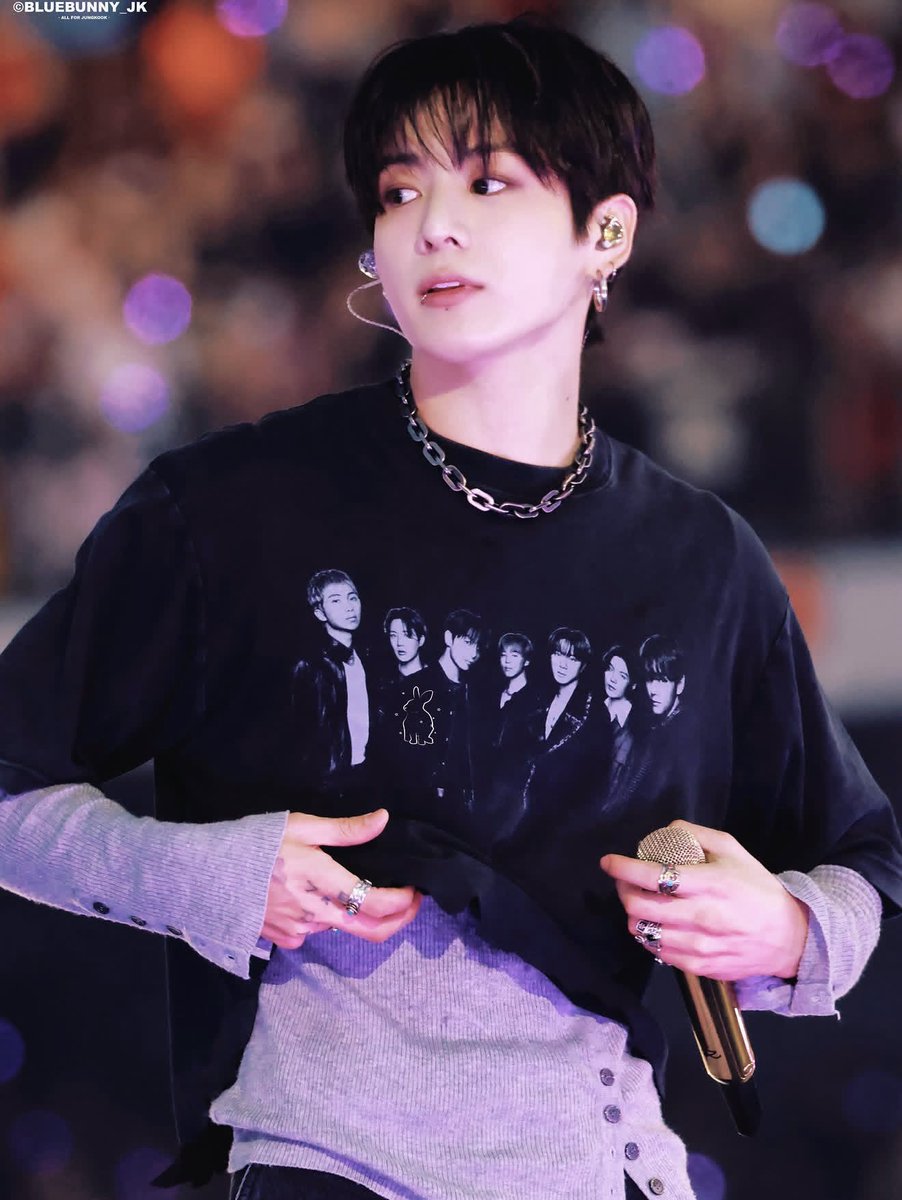 Vt602Af6SQ1Ucmb's tweet photo. @GCVTJAPAN_JK @thenreport おはようございます🐰⸒⸒♡

I vote  #JUNGKOOK for Most Handsome Man Alive #MHMA2026 #MHMA2026JUNGKOOK #NETIZENSCHOICE @thenreport https://t.co/2GJ2JFxsbr