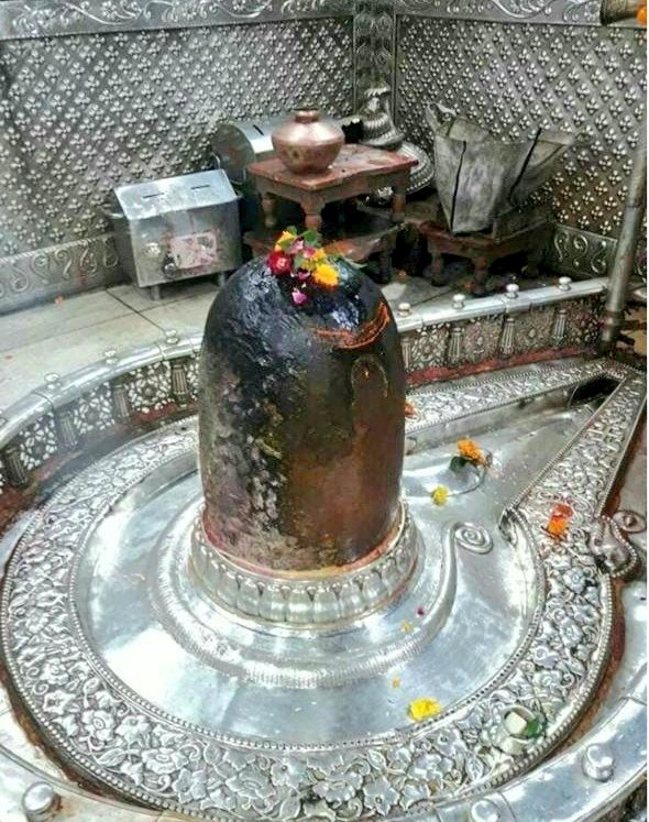9__X0's tweet photo. जय श्री महाकाल विघ्ननाशक 
ॐ नमः शिवाय 🔱🔱 https://t.co/srhHIG9Cfx