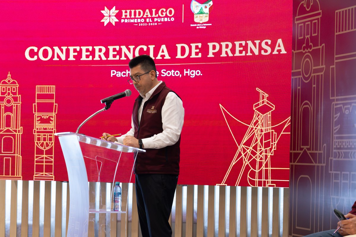 gobiernohidalgo's tweet photo. 📢 En la #ConferenciaDePrensaHidalgo se informó acerca de:

💰 La transparencia en el manejo de los recursos.
🌧️ Prevención ante las lluvias.
🌾 Apoyo para el campo.
🤝 Programas sociales que benefician a más de 51 mil hidalguenses.

#PrimeroElPueblo https://t.co/nno6gd7NSW