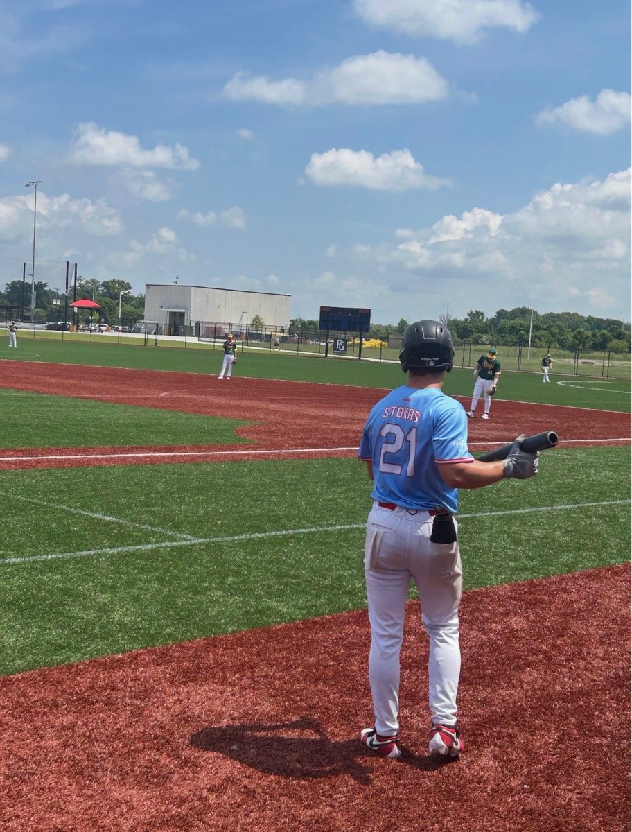 EBTsouth2028's tweet photo. Jimmy Stokas ‘28 Marist had himself a weekend at the plate. 11AB- 8H- 2 2B - 4 SB @JimmyStokas @PrepBaseballIL @PG_Illinois https://t.co/gxxwuAvrpQ