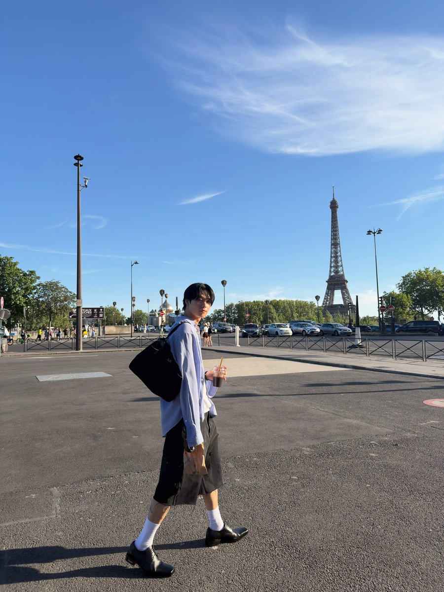 dailyljy's tweet photo. tbzuyeon instagram post #juyeon 

I’m melting🫠 @balenciaga https://t.co/hHSYl56pE2