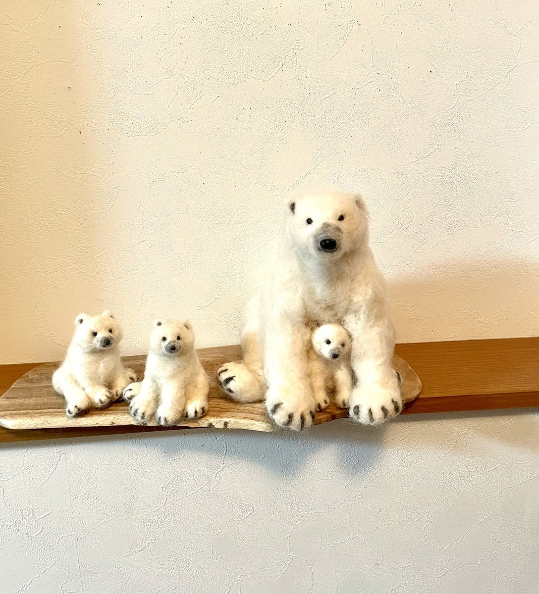 シロクマ親子出来ました😊 ギャラリーまでにこれくらいの大きいもの