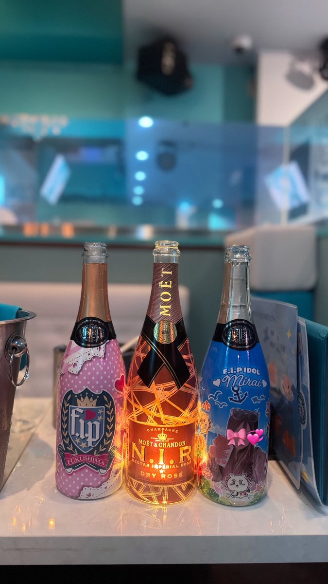 usapyon___fip's tweet photo. 昨日みらいたんの🆕オリシャン一緒に飲めて嬉しかったの😻✨✨めた可愛い
月曜からありがとうございました🙇🏻‍♀️🤍 https://t.co/dgTenVwdkK