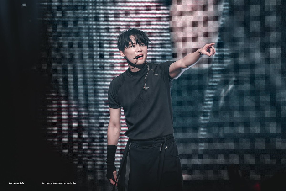 _XIATREE's tweet photo. 왜 둘다 잘해버리는거야 왜 https://t.co/0zvXA3Aq4M