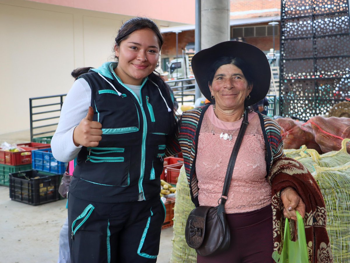 ICCUGOB's tweet photo. Más que una infraestructura, es un punto de encuentro que fortalece el campo, impulsa la productividad y conecta el trabajo de nuestros campesinos con más oportunidades para crecer. https://t.co/VTOlFX0wcI