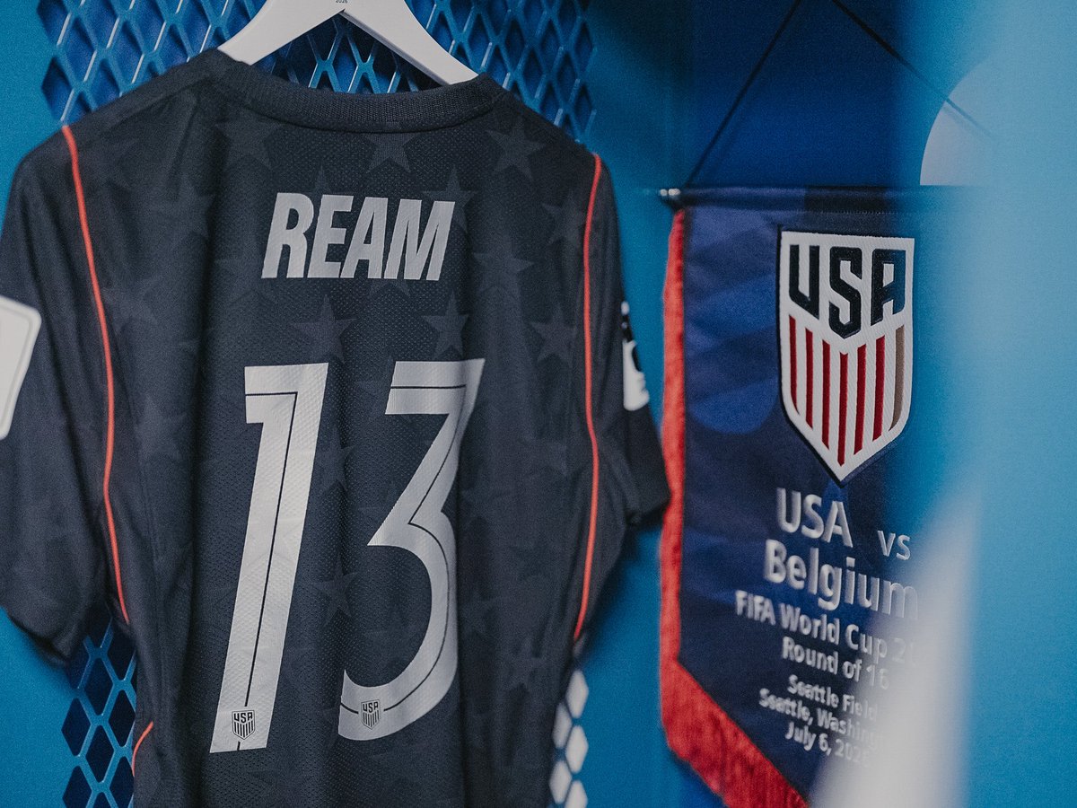 CharlotteFC's tweet photo. The Captain’s threads 🧵🇺🇸 

📸: @USMNT https://t.co/6fpH9PsTB7