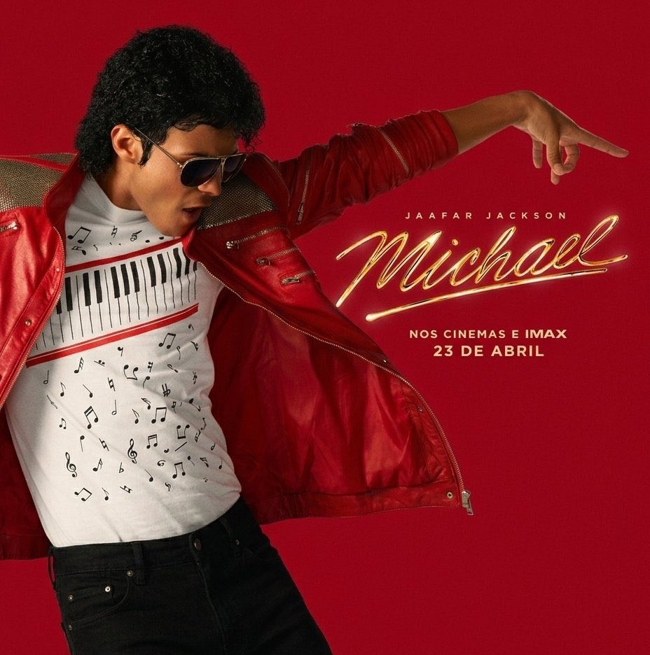 Boxreport's tweet photo. "Michael" deve ultrapassar a marca de U$ 1 bilhão neste domingo. https://t.co/xvhmKM8njd