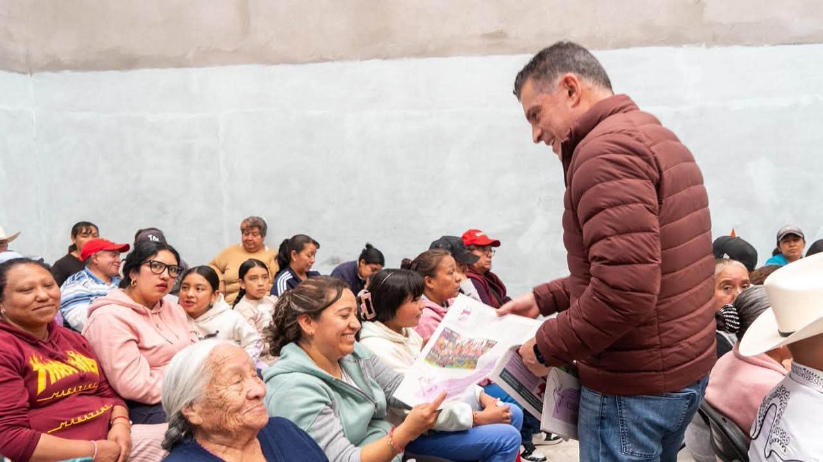 sanchezgarciatx's tweet photo. Sanctórum de Lázaro Cárdenas nos recibió con el cariño y la sencillez que distinguen a nuestra gente, gracias por participar en la asamblea informativa en defensa de la Soberanía Nacional y la Transformación.
Seguimos recorriendo #Tlaxcala para dialogar con las familias, compartir los logros de la Cuarta Transformación y fortalecer el trabajo que nace desde el pueblo y para el pueblo.