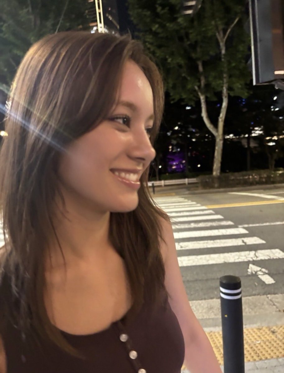 Luna2767lv's tweet photo. インスタ更新、朝きがついた🫶
今朝からニナペンのお友達と
ニナちゃんのことを思いながら
お願い��たよ🎋💙
ナチュラルメイクで横顔も美しいなぁ
#NINA_bubble #NINA https://t.co/gymZBgXSHn