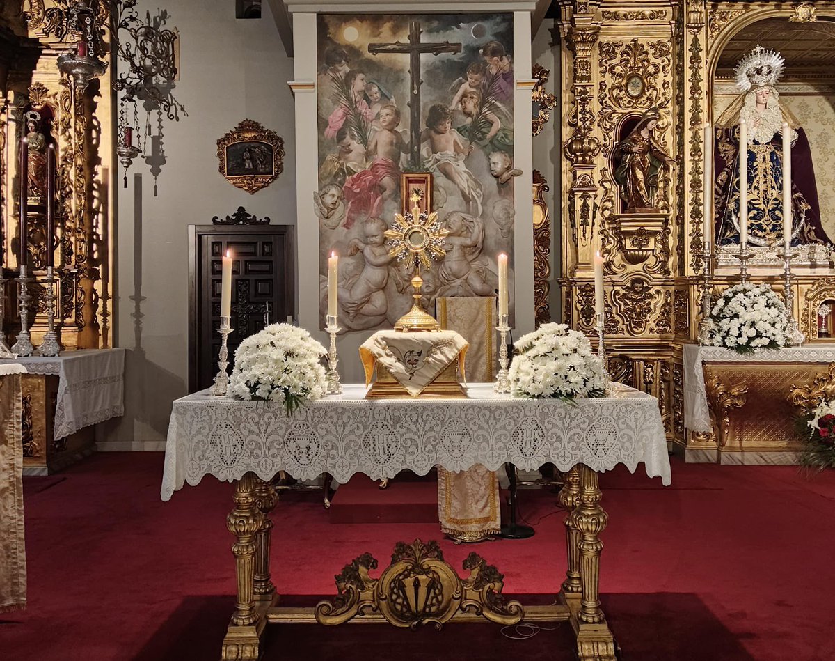 hdadlaestrella's tweet photo. Hoy es #JuevesEucarístico.

En la Eucaristía, "Cristo nos recibe a cada uno de nosotros"

Juan Pablo II, Encíclica Ecclesia de Eucharistia

🙏🏼 Exposición del Santísimo Sacramento en nuestra Capilla Virgen de la Estrella.

🔹 Desde las 18 h. hasta minutos antes de la Misa de 20:30 h.

🔹 Rezo del Santo Rosario a las 20:00 h.

¡El Señor te espera!

#Adoracióneucarística
#LaEstrella