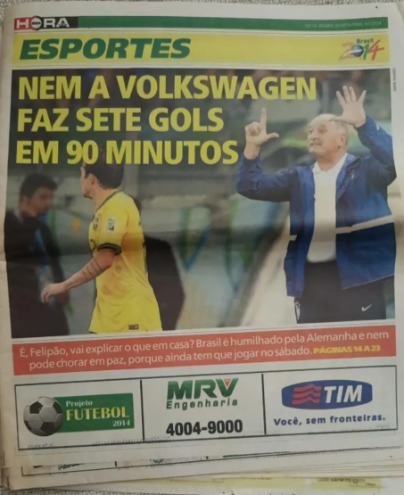 Fotosdofreixo's tweet photo. Um Oferecimento: Jornal Meia Hora https://t.co/va6A4Nj0ya