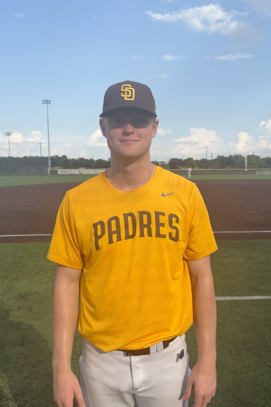 FiveToolCollege's tweet photo. F: @PadresCollege Scout 8, Dallas Select Baseball 2
PoG: @jake_fults 2-4, 3B, 2B, 2R
Hitter: @kadorobardey 2-3, 3B, 2 RBI, R
Pitcher: @BerkeleyRoddy 3 IP, 6K, 3H
Notable: @Chandler_M24 2-4, R, 2 RBI
Notable: @lilyadi808 2-3, R | 1 IP, K
Notable: @cadestuckey9 1-3, HR, 2 RBI https://t.co/XsBO36kLTi