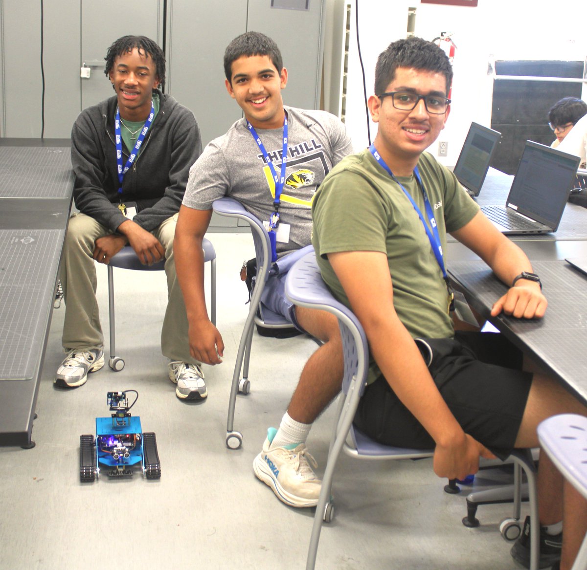 stepup_NCSSM's tweet photo. Step Up to STEM is in full swing! In June, we welcomed cohort 2 students to NCSSM-Durham and this week we are on the road for Step Up to STEM at Elizabeth City State University! Before we share highlights from this week, let’s take a look back at our kick-off week in June! https://t.co/ky1b7blAJe