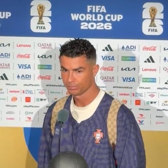 Indie5051's tweet photo. Cristiano Ronaldo: “Mañana me despertaré con la CONCIENCIA TRANQUILA, porque lo di TODO.

GanÉ tres títulos para Portugal y Portugal no había ganado NINGÚN título antes de Cristiano.” https://t.co/IYkVxT9wqL
