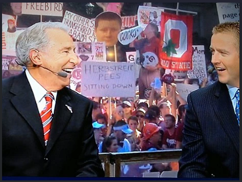 whoajack1's tweet photo. @usmntonly cant wait for USMNT fans to truly hit college football levels https://t.co/nyNqerV1cS