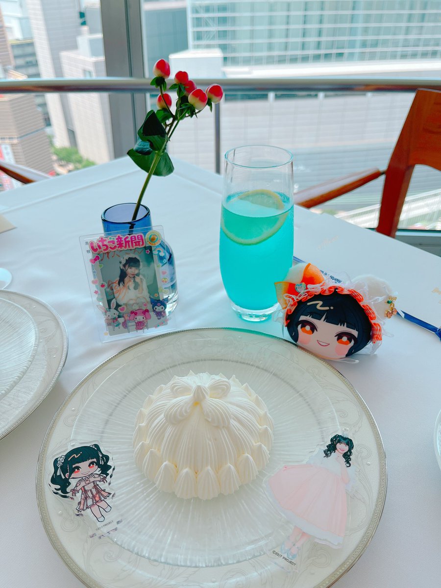 dapa1224's tweet photo. 国際フォーラム見ながらランチしてきました☺️🧡
椎名ちゃんとまおすけのおかげて知ったマロンシャンテリー、大好きです
#りのちーず
#望月りの
#ナナニジ https://t.co/o05VmsB9GT