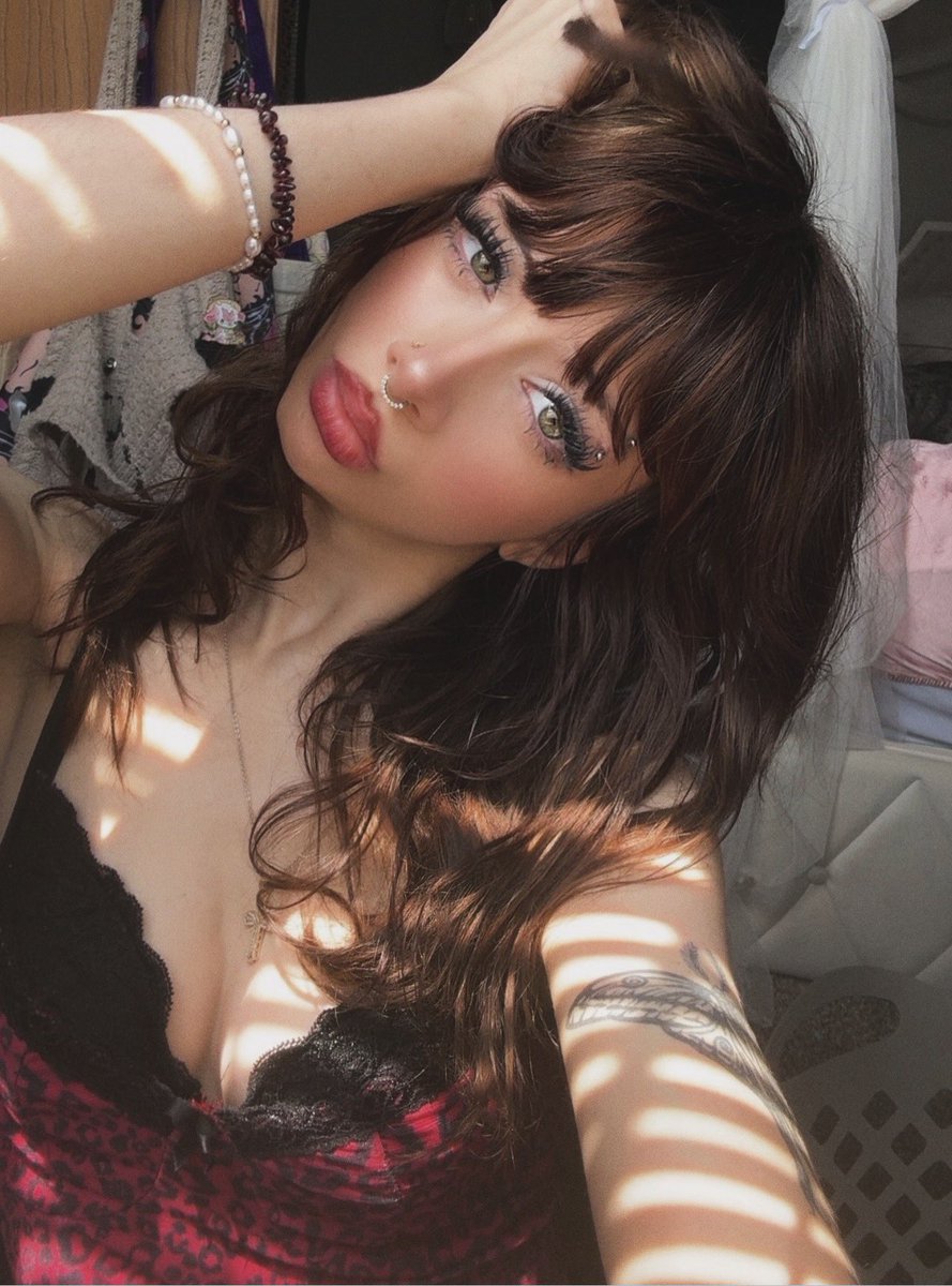 icvxus's tweet photo. who want mee 🙂‍↔️ #nsfwtwt https://t.co/UC5g936sho