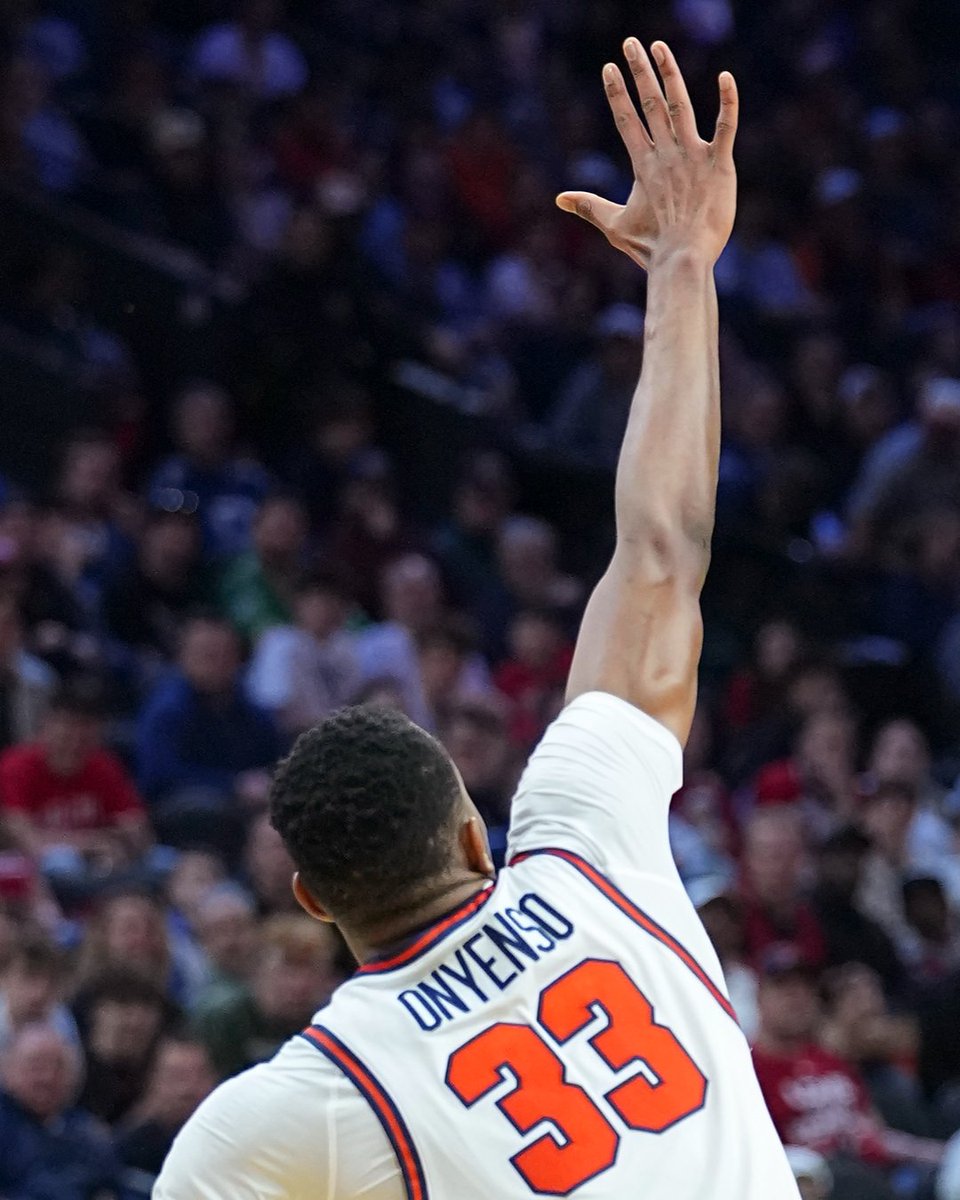 DetroitPistons's tweet photo. 7'5′′ wingspan btw https://t.co/lWpkU3dxxE