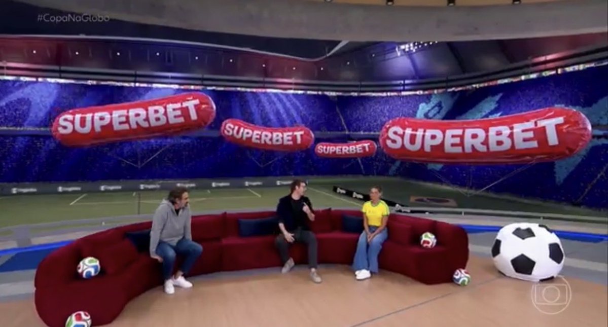 tiagosantineli's tweet photo. a divulgação de bet em tv aberta é tão sutil. https://t.co/ZFdwVFcXIV