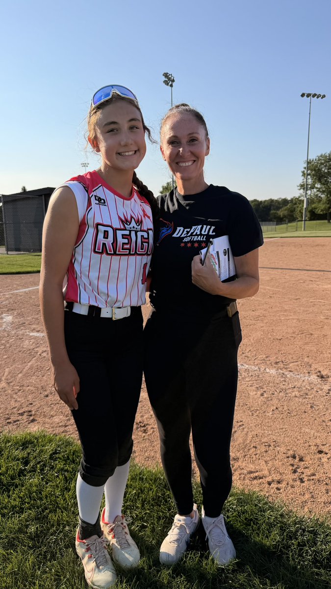 KSterling2031's tweet photo. Thank you @lizjagielski and @2Ganeff for putting on the camp this afternoon! Had a great time interacting with the other players, meeting new people and getting great feedback. Looking forward to attending more camps in the future!
#ReignNation
#GenuwinReign
#SoftballRecruit
#SoftballRecruiting
#RecruitMe
#StudentAthlete
#ClassOf2031
#fastpitch
#D1SoftballDreams