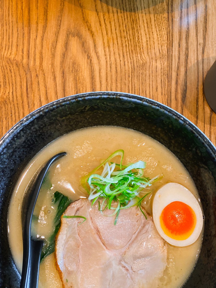 sorrelpine's tweet photo. lunch. 🍜 https://t.co/ItzPXbkjiJ