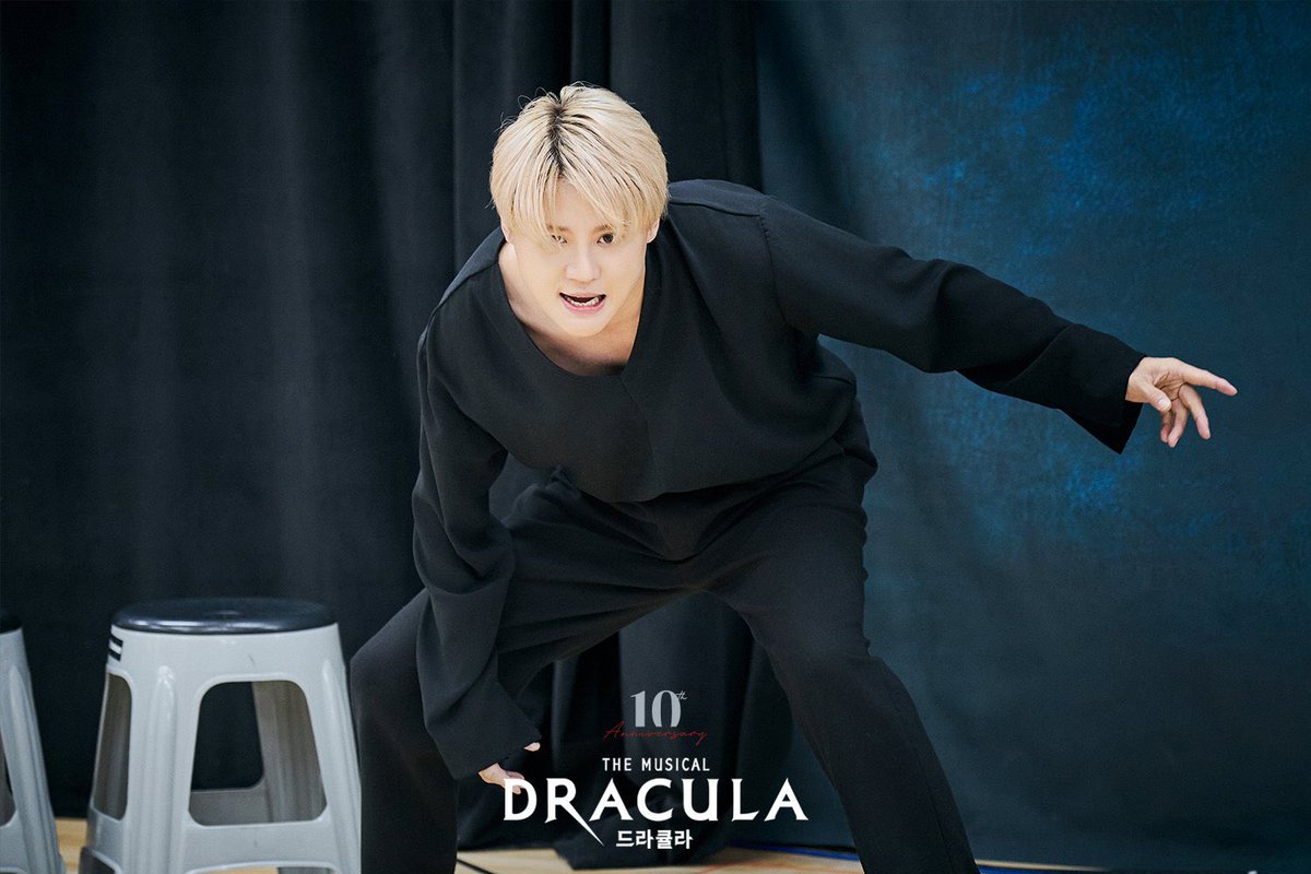 dalgona_xia's tweet photo. 연습도 본무대처럼 보여주는 샤큘 눈빛부터 달라 https://t.co/wpe50z8Nkv