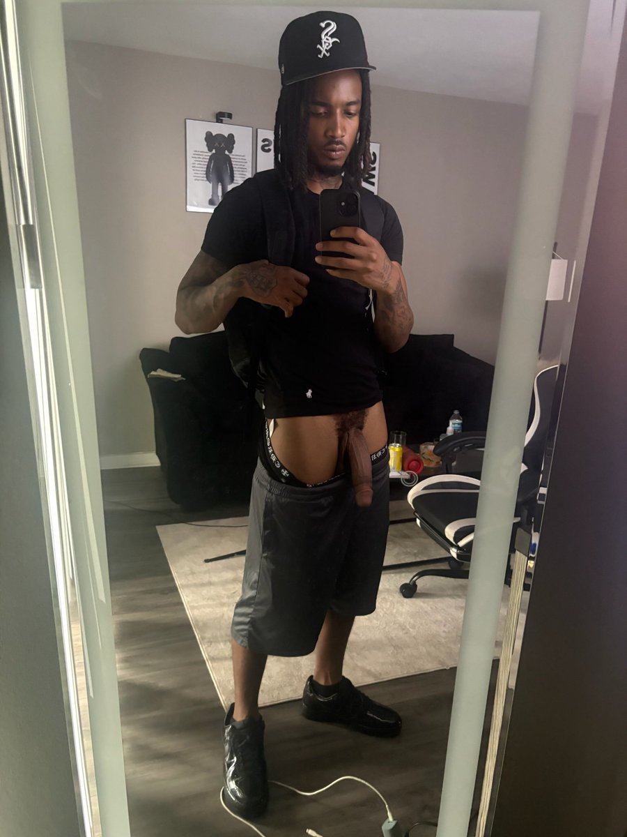 sheluvsdthree2's tweet photo. Bout to stroke on live 🔗 https://t.co/TtL2vC2qM7 https://t.co/z3nFPLt1re
