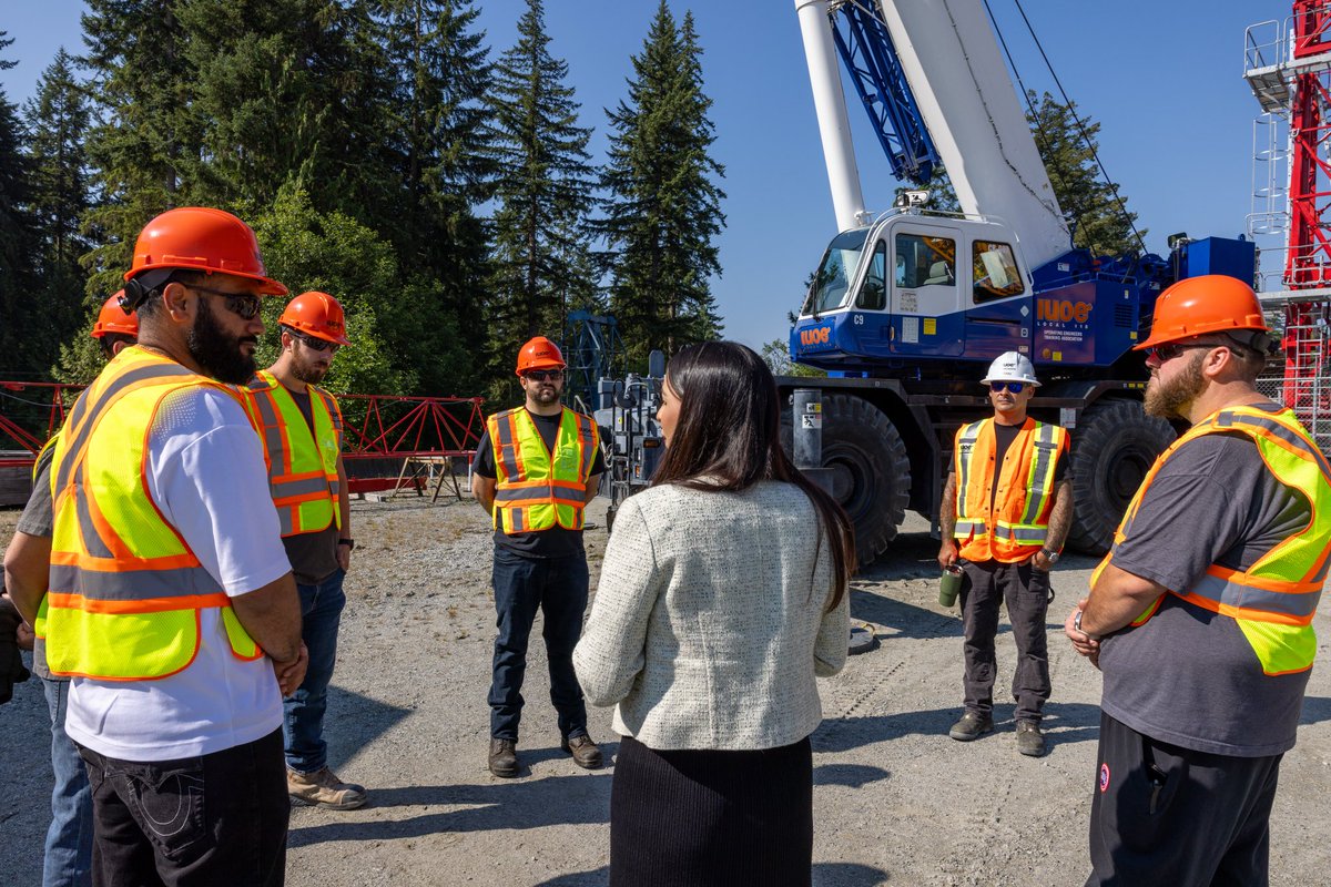 jessieksunner's tweet photo. Today marks an important step forward for crane operators in B.C.

We're expanding Skilled Trades Certification to tower and mobile crane operators, recognizing their expertise, strengthening safety standards and helping build the skilled workforce our growing province needs. https://t.co/wiJJh5Ls9l