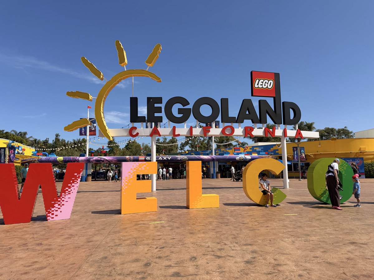 Sheep_Odyssey's tweet photo. Lego Land !!!!!!!! https://t.co/alEArd4j7q
