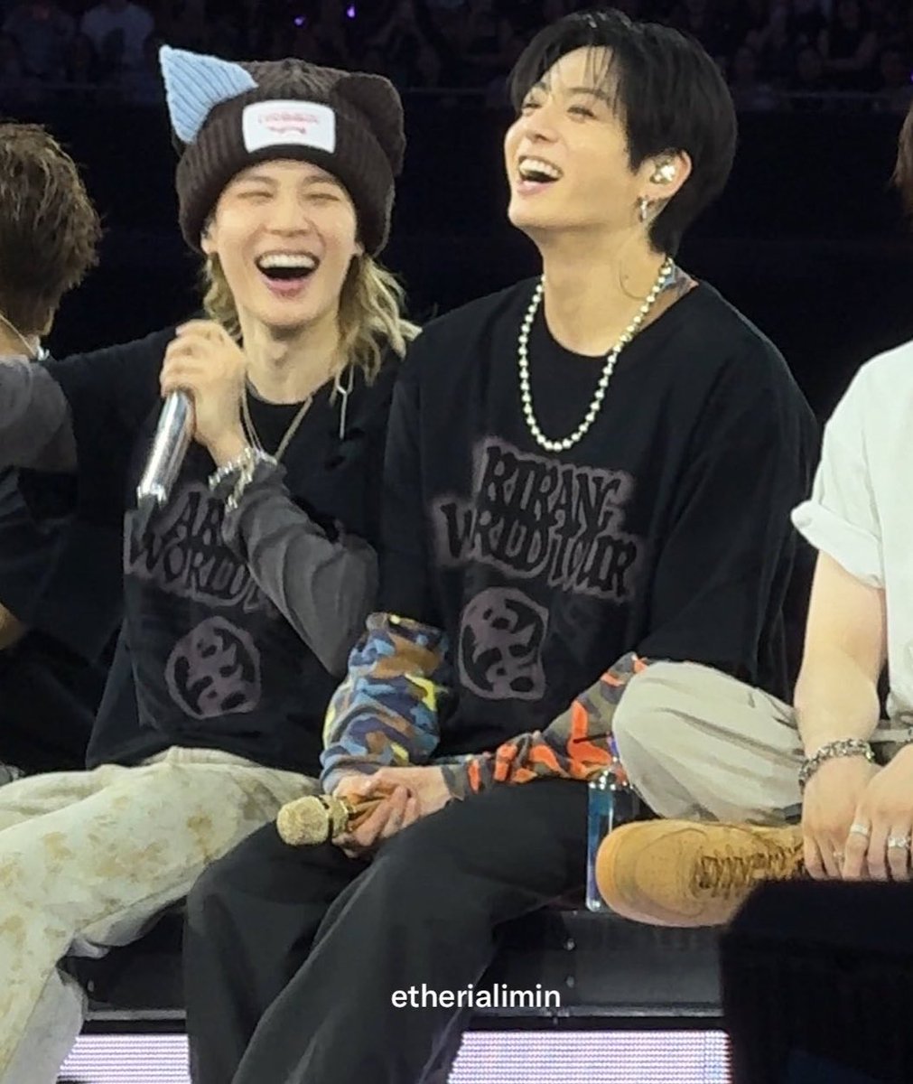 jmjklab's tweet photo. 😆🖤🤍 https://t.co/uoLwdBteov