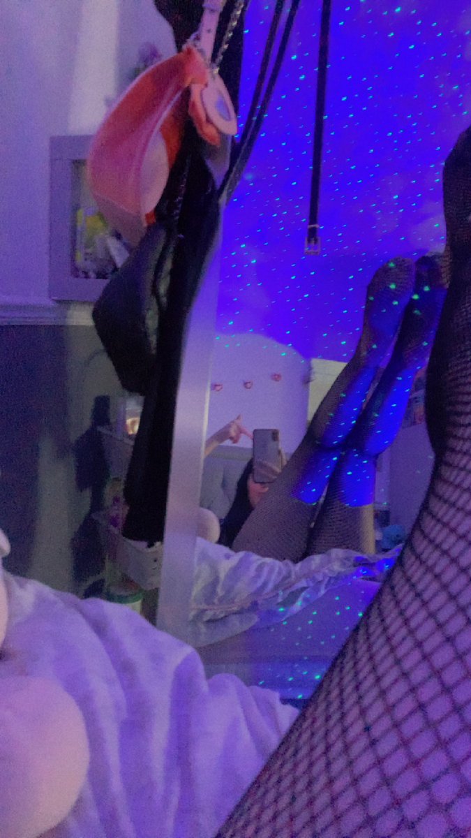 G0DDESSNATP's tweet photo. ✨NEW VERIFICATION VIDEO✨

Looking for a loyal sub/piggy 🐷

Findom cuck cei cbt sissy humiliation joi beta footworship sph forcedbi paypig drain forcedintox latex catsuit leather assworship humanatm bodyworship spoonspig findomuk relapse https://t.co/QIYyeaXrhm