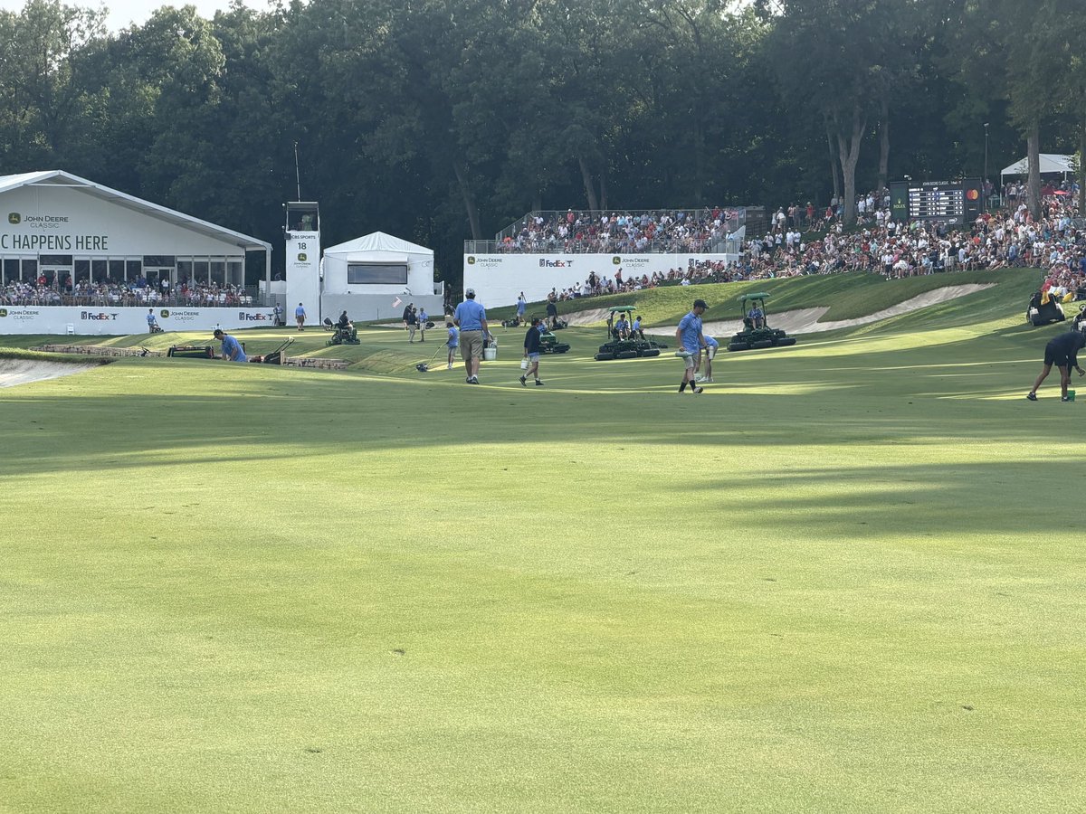 AlexJStuedemann's tweet photo. This @TPCDeereRunAGR team captained by @J___Graham  knows how to get it done.  Yet another well executed @JDCLASSIC in the rear view mirror.  @PGATOURAgronomy is in awe once again! https://t.co/aw3AGwZWec