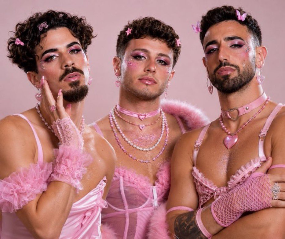 Cr7_1985y's tweet photo. مريت من هنا؟

اتفل على أشباه الرجال ذول

تفووو💦💦 https://t.co/bwEtTtgHNE