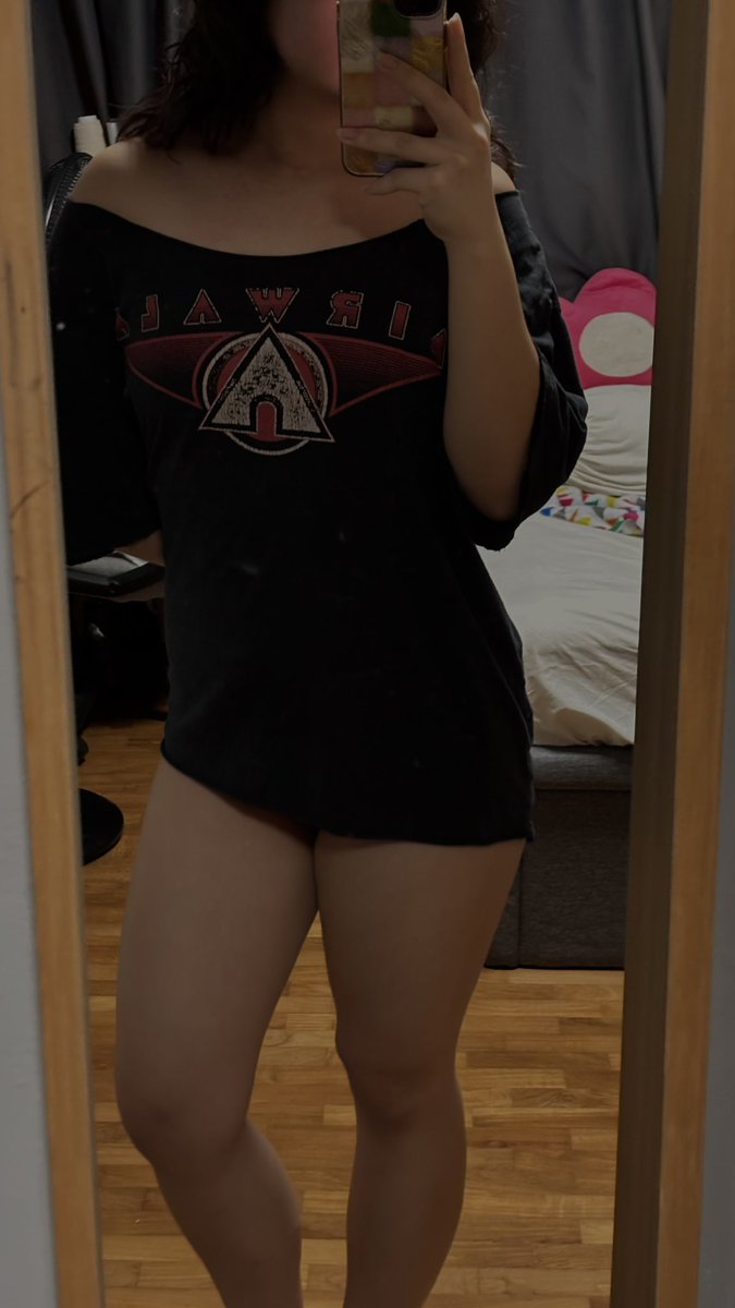 lil_naddy's tweet photo. What’s underneath…? https://t.co/siBC1AvYbd