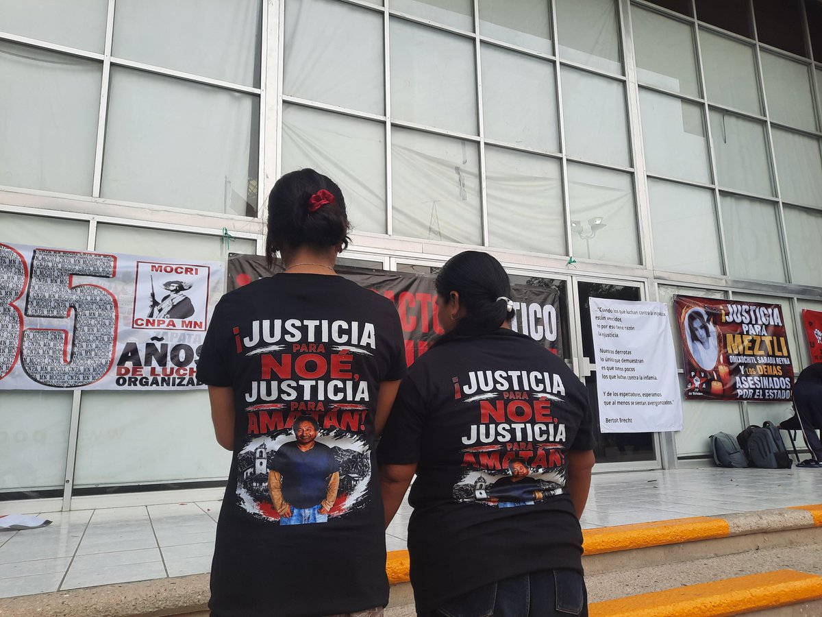 Cheri_EPO55's tweet photo. Desde #Tuxtla #Chiapas 
#FinAlPactoPolíticoDeImpunidad
El #35Aniversario de @MOCRICNPAMN 
Exigimos #Justicia 
@cdhzloficial @CDHAntonioEst 
@ONUDHmexico @lajornadaonline https://t.co/5JigBzRODG