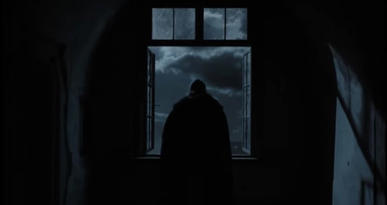 vivalarevolz's tweet photo. nosferatu (2024) dir. robert eggers https://t.co/PRfdHJIVtQ
