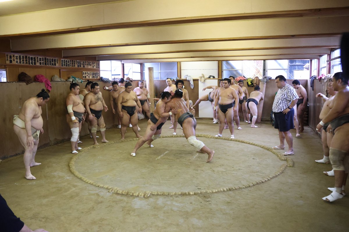 sumokyokai's tweet photo. ＜境川部屋稽古＞
境川部屋稽古の様子をご紹介します。

#sumo #相撲 #七月場所 #名古屋場所 https://t.co/EGwK8Rw4tQ