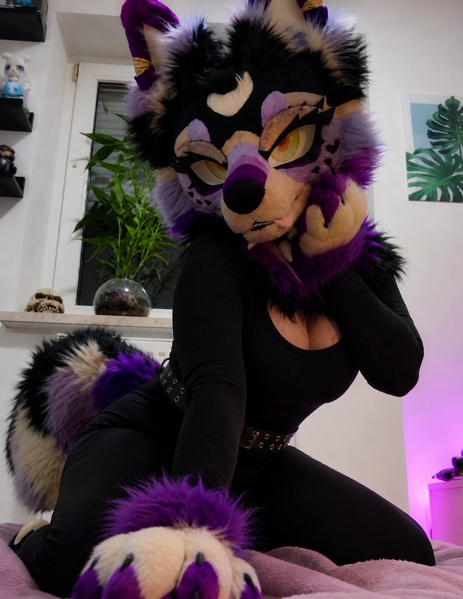 youyou20's tweet photo. Maybe made your day💜 https://t.co/3gb6UuAfsv