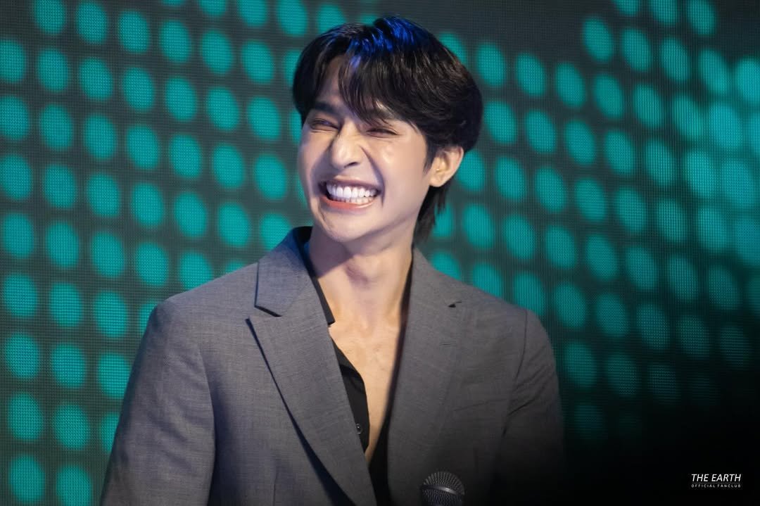EarthOfficialFC's tweet photo. Earth Morning ☀️🌏

ขอให้เป็นวันที่สดใส ตื่นมาพร้อมรอยยิ้มและความสุขนะครับ ขอให้เจอคนใจดีน่ารักในทุก ๆ วัน ช่วงนี้ซ้อม FFF ขอให้ไม่บาดเจ็บในการซ้อมนะครับ กำลังใจอยู่ตรงนี้น้าาา✌️🤎

Earth Pirapat
@Earth_Pirapat #EarthPirapat #ชาวโลก https://t.co/kWeJxlLTSQ