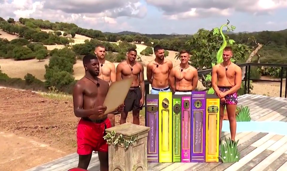 vortexedrose's tweet photo. when the show used to be fun and not just pure psychological warfare #LoveIsland #LoveIslandUK https://t.co/t49zQ9FNZK