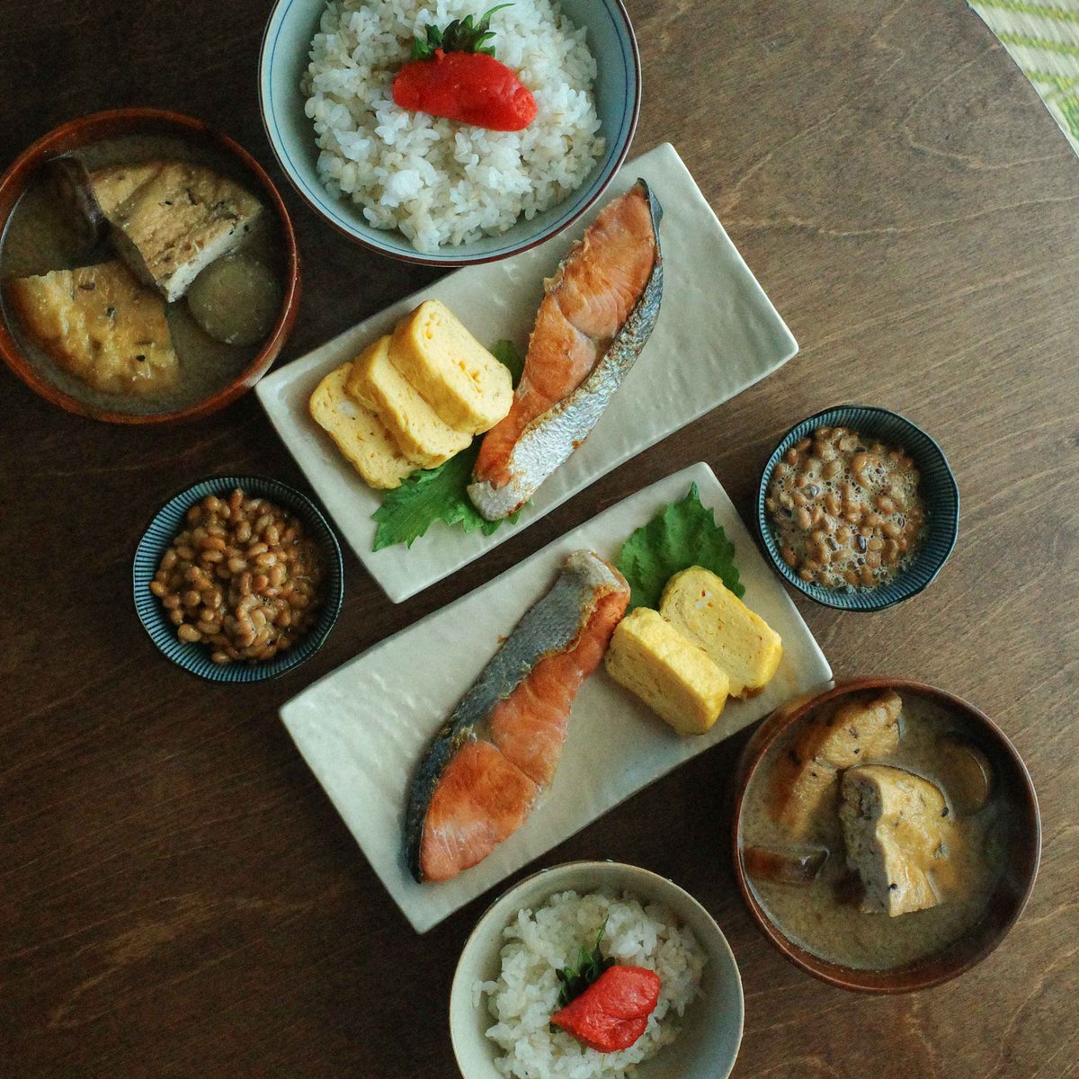 tdnoo13's tweet photo. 朝昼ごはんは鮭定食です https://t.co/4DLQLhVLNo