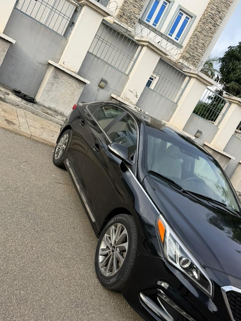 DriveXnetwork's tweet photo. Distress sale!!! An extremely clean used Hyundai sonata 2016 model with verify duty paid in excellent condition.
key entry
Heated/Ventilated seat 
Reverse camera 
6 cylinder engine 
Duty✅
Nationwide delivery 
💲Price:N8,800,000m
🆖Abuja
[WhatsApp]08163685976
📞09027278161 https://t.co/1bMVloDHbh