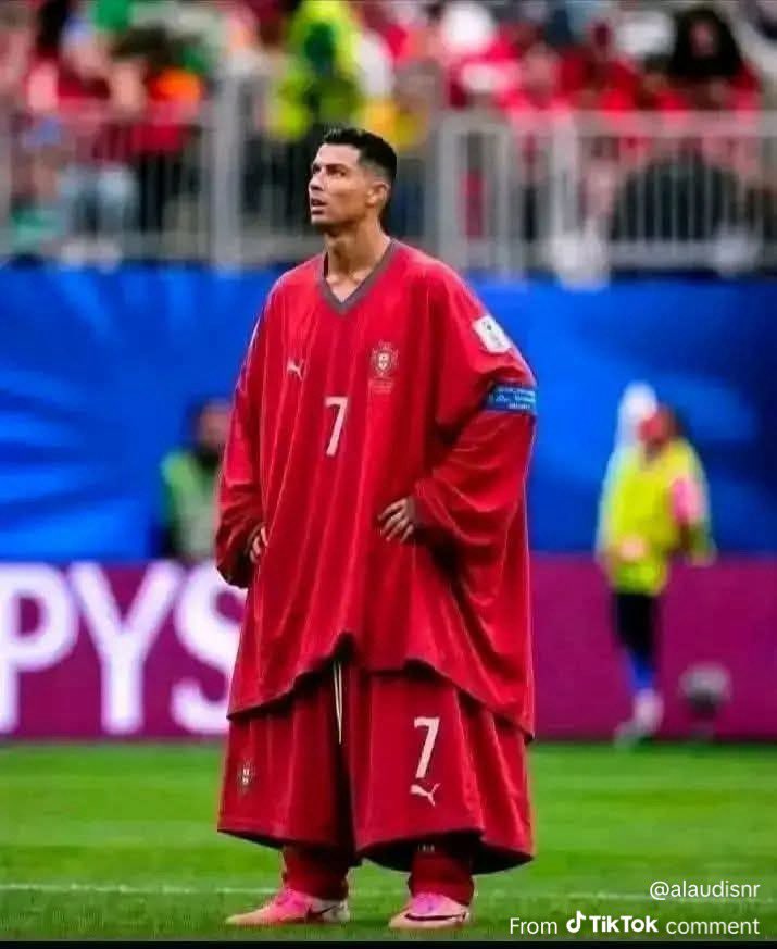 abraimoh8's tweet photo. Ogunmepon just taught me that Destiny can be Delayed and Denied 😂 

#FIFA #football #worldcup https://t.co/ToOvVsvIQy
