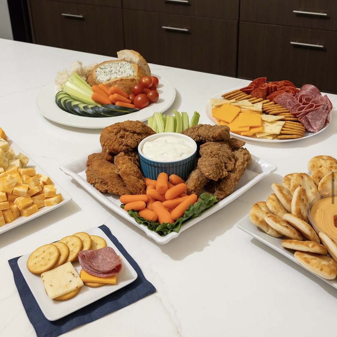 StaterBrosMkts's tweet photo. Best fried chicken for the half-time? Cleo & Leo Fried Chicken ๐
USA๐บ๐ธ USA๐ฆ
USA๐ฃ๏ธ
@USMNT @ussoccer #fifaworldcup #worldcup #staterbros #halftime https://t.co/jrW6gBVpCN