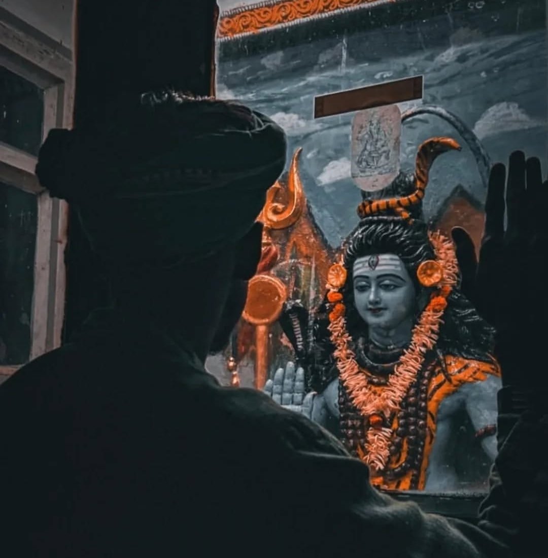 musafir_vj's tweet photo. जो सुकून नहीं पूरे संसार में 
वह सुकून है मेरे महादेव के दरबार में 

हर हर महादेव 🚩🕉️🔱🙏 https://t.co/kqbh4SrRf9
