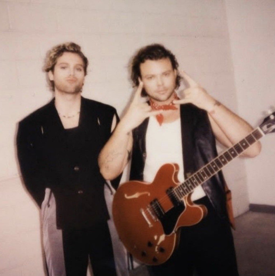 pASHsos's tweet photo. my lane and i https://t.co/Bdu7srSToM