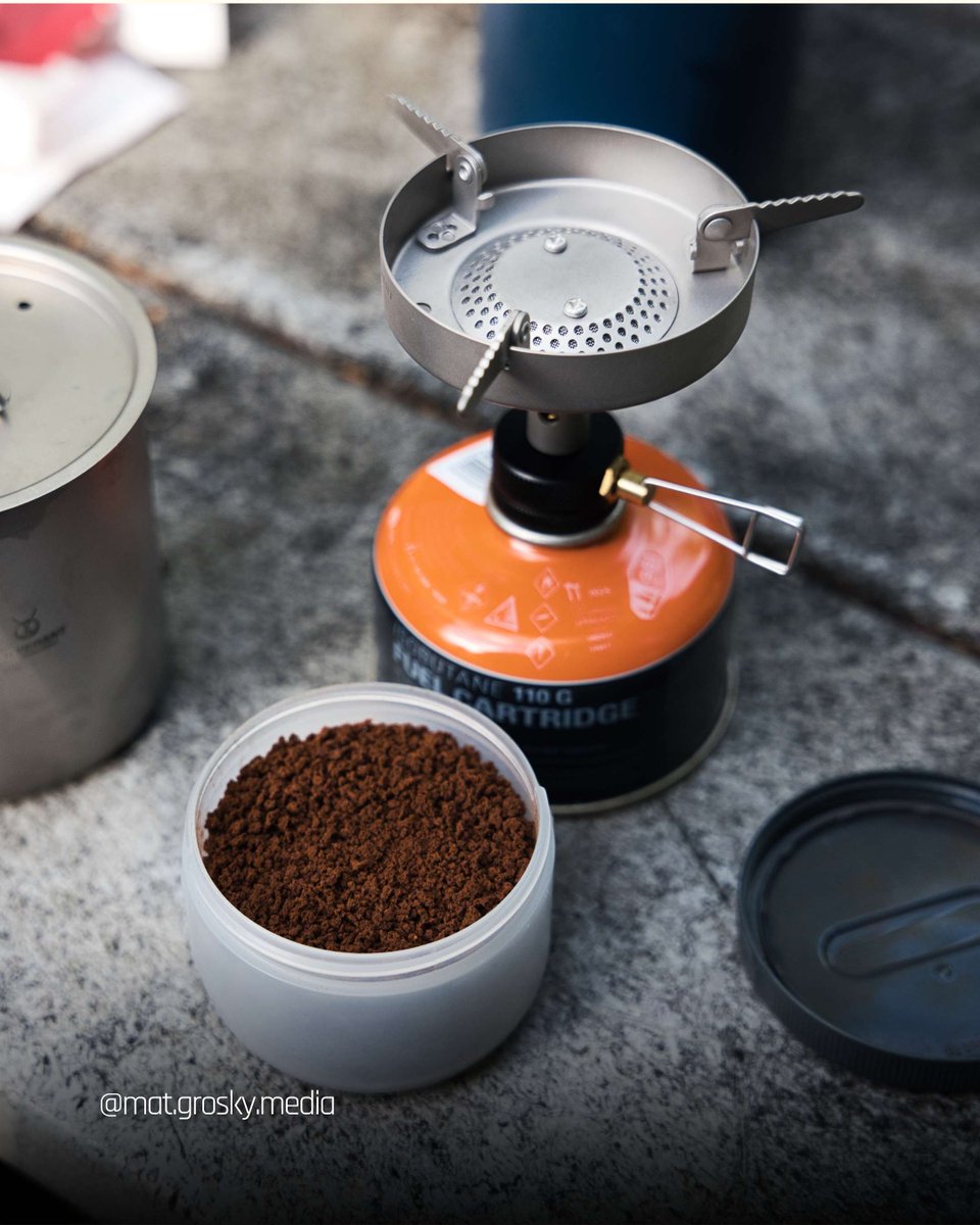 TheWorkerAnt's tweet photo. Good camp mornings donβt happen by accident.
A simple, reliable setup leaves more time to enjoy everything around it.
πΈ @mat.grosky.media
#PackLighterGoFarther #SilverAntOutdoors #TitaniumGear #OutdoorAdventure #CampLife #HikingAdventures #UltralightGear #CampfireEssentials https://t.co/pxLPdTscWC