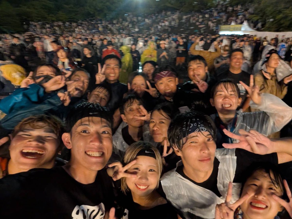 24no_rock's tweet photo. 大作戦2日間無事終了！！
田植えフェスだったけど、みんなのおかげで最高に楽しい2日間になった！😆

同じフェスでも大作戦は何か特別な場所。
思いやりのある人たちのおかげで、たくさんの力をもらえる場所です。
また来年も絶対この丘で！ https://t.co/R86hPPdv1h